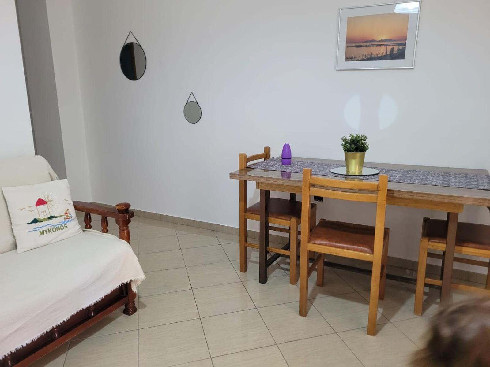 Koreta Apartment Vlorë Buitenkant foto